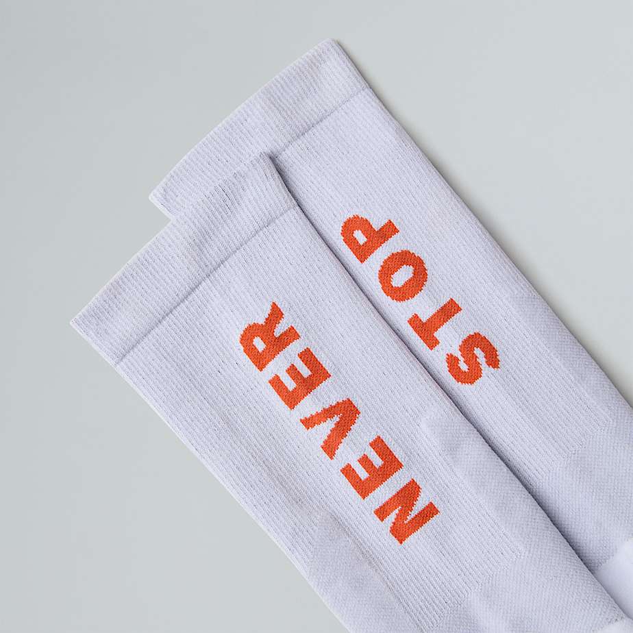 Never Stop Trail Run Crew Socks TNF TNF WhiteAcrylic Orange ALT1