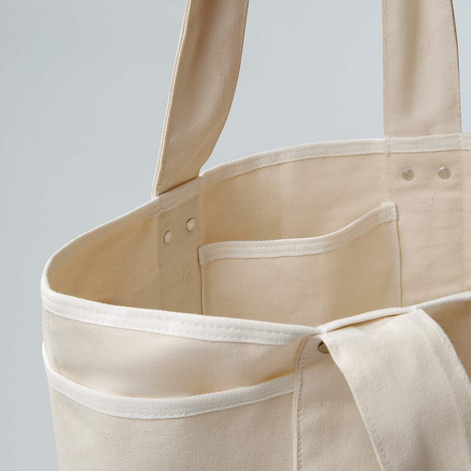 Circular Tragetasche aus Baumwolle TNF Raw Undyed ALT4