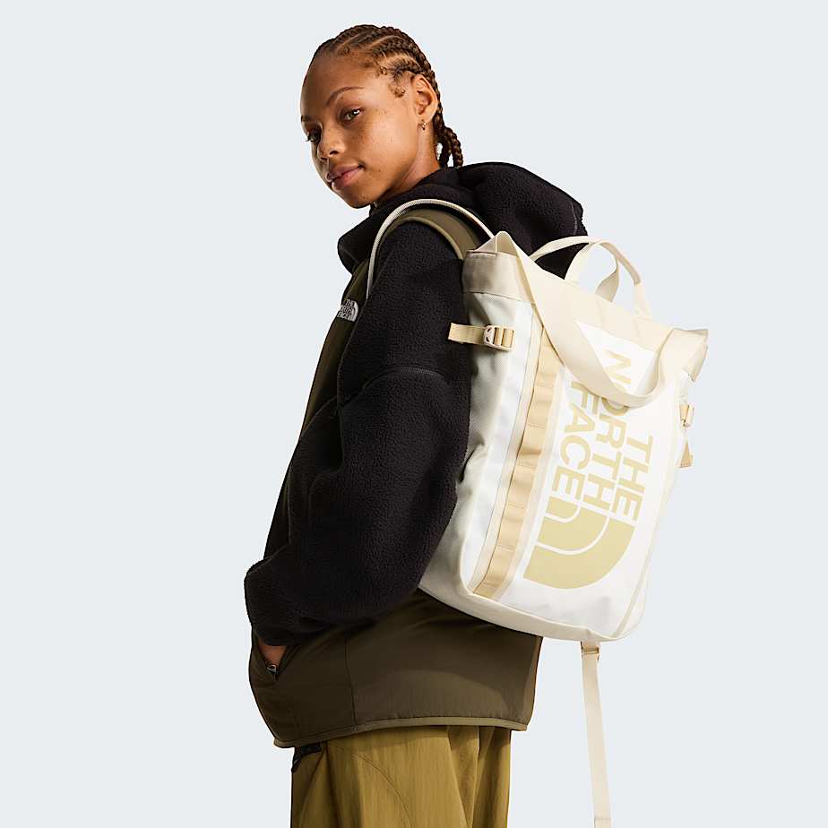 Base Camp Tote Pack TNF White AshCalacattaPale Khaki ALT1