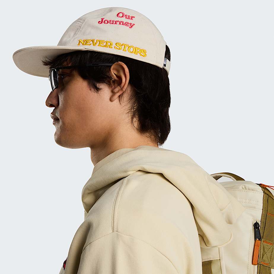 Norm Camp Hat TNF White DuneRaw UndyedGraphics ALT5