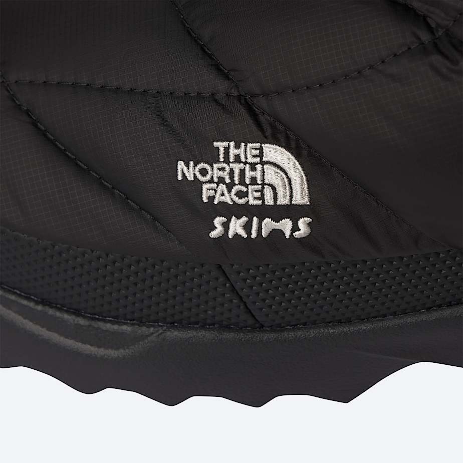 The North Face X SKIMS Nuptse Traction Chukka Boots - 7