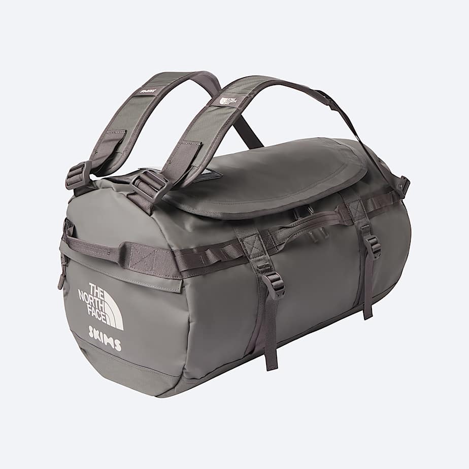 The North Face X SKIMS Base Camp Duffel  S TNF SK Gunmetal ALT20