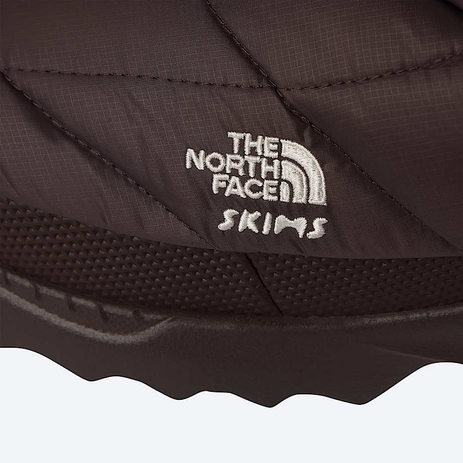 The North Face X SKIMS Nuptse Traction Chukka Boots - 7