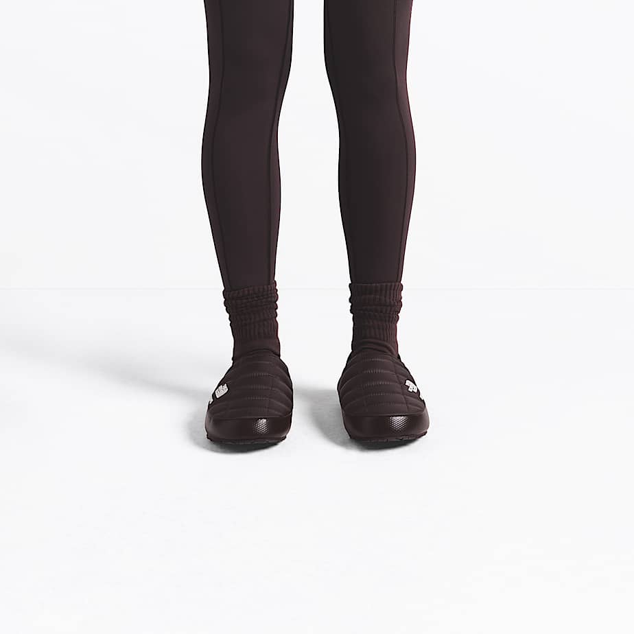 Chaussons ThermoBall Traction V The North Face X SKIMS TNF SK Phoenix ALT1