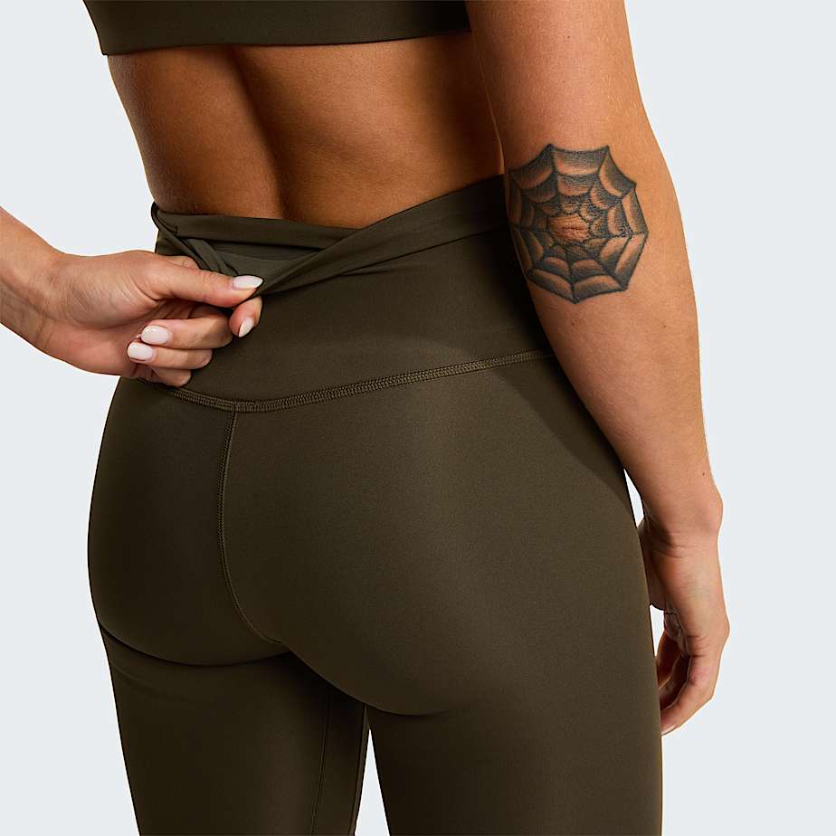 Women's Flex 8" Tight Shorts - 6