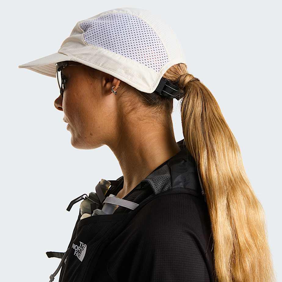 Gorro para correr LT Summer TNF White Dune ALT4