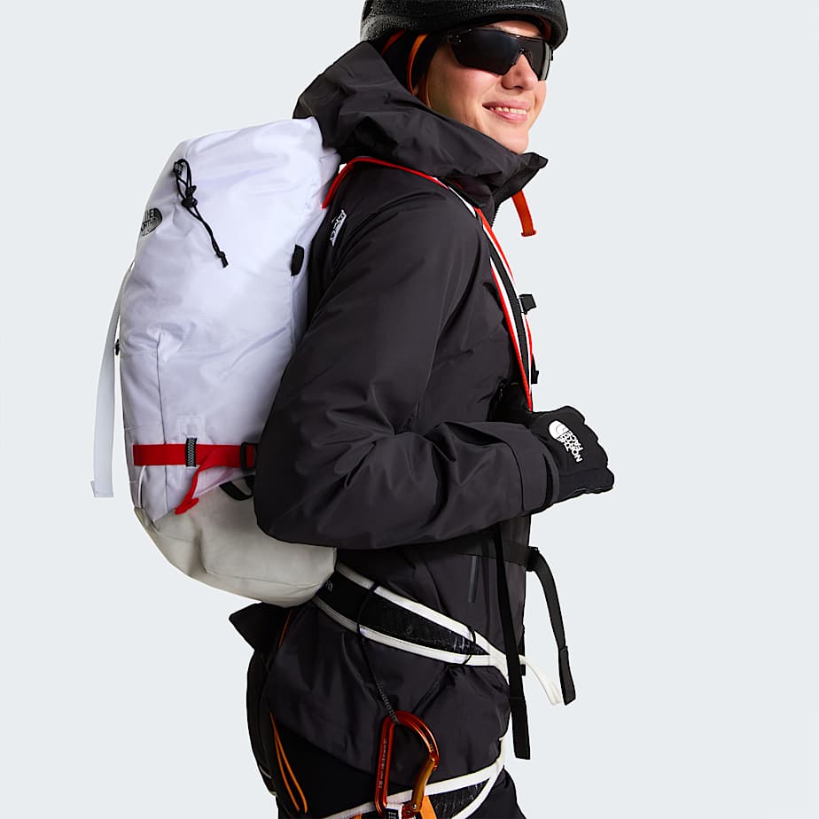 Womens Summit Cayesh GORETEX Pro Jacket TNF TNF Black ALT14
