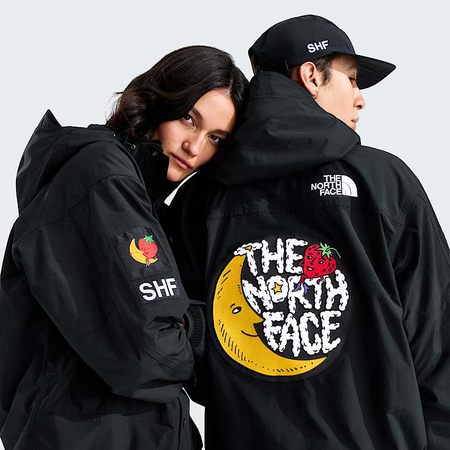 TNF X Sky High Farm Mountain Jacke TNF ALT1