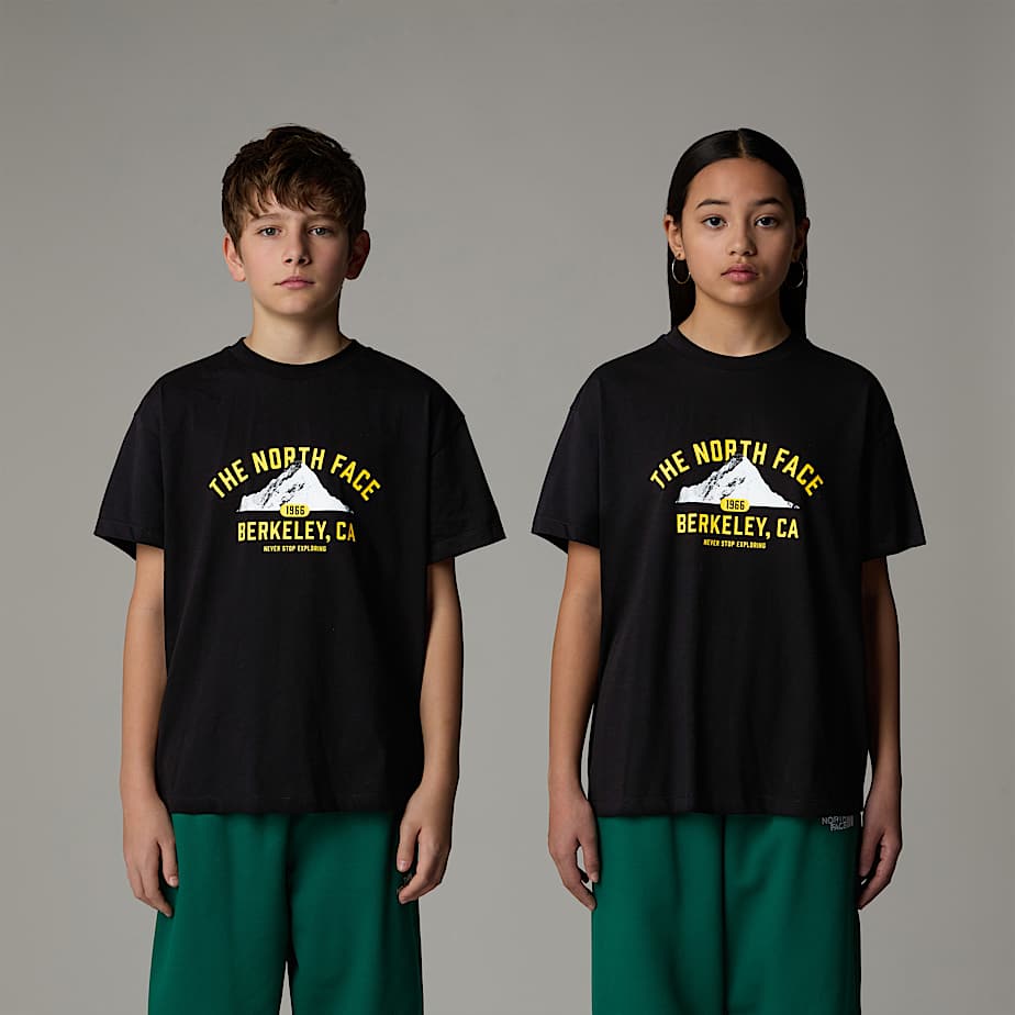 The North Face Varsity T-shirt In Oversize Mit Grafik Für Jugendliche Tnf Black Größe S male