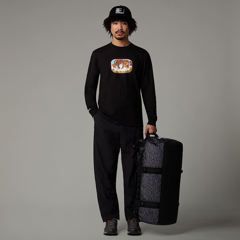 Mens black north face t shirt store